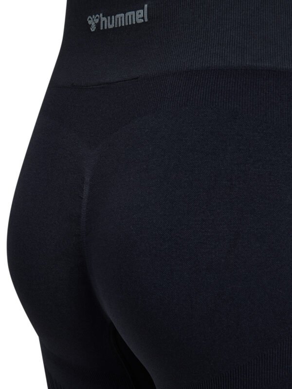 hmlMT DEFINE SEAML SCRUNCH SHORTS