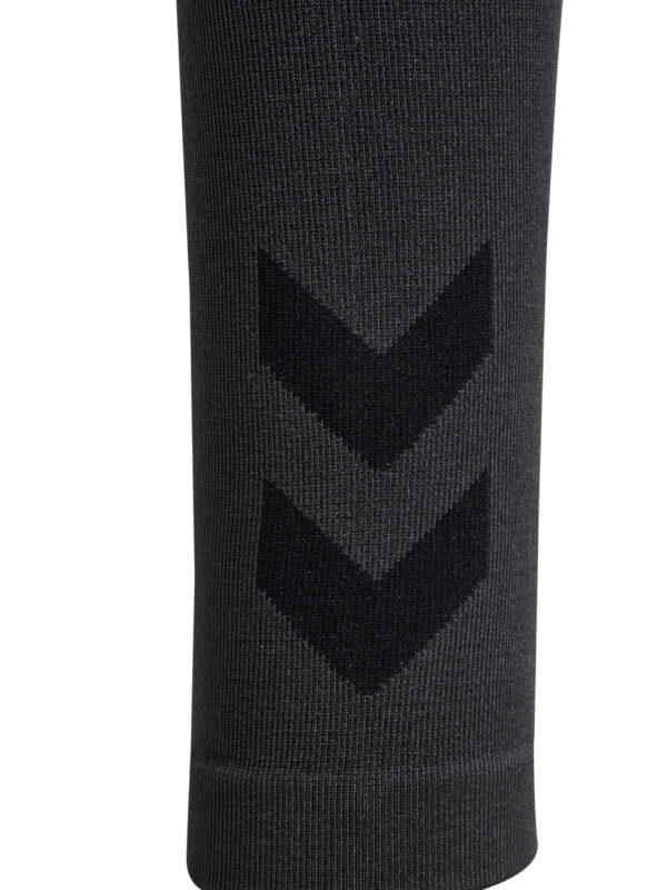 hmlUNITY SEAMLESS CROP T-SHIRT L/S