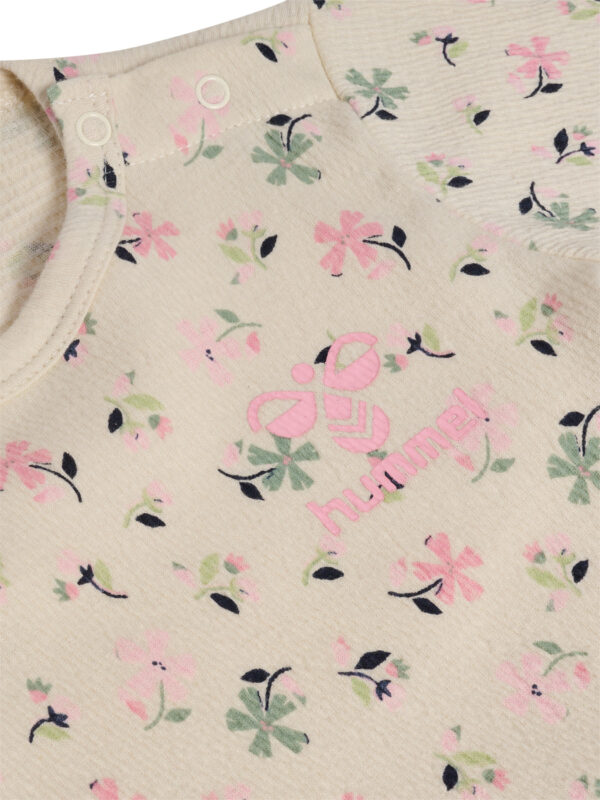 hmlTYRA BODY DRESS S/S