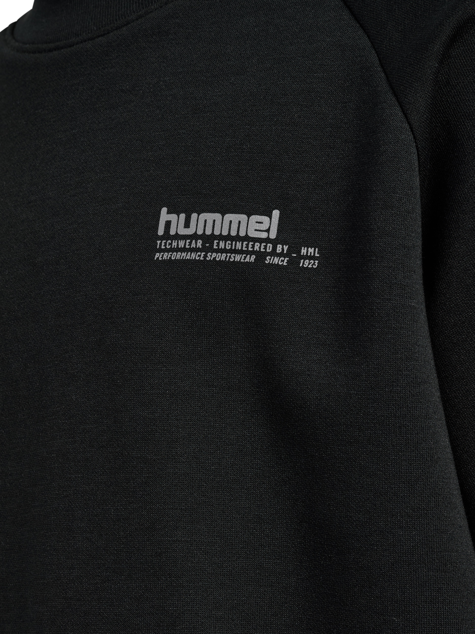 Tech Loose T-Shirt – Bild 4