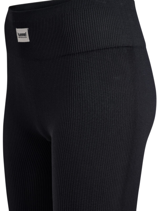 Seamless Rib Capri Tights
