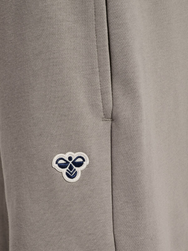 Loose Sweat Shorts Bee