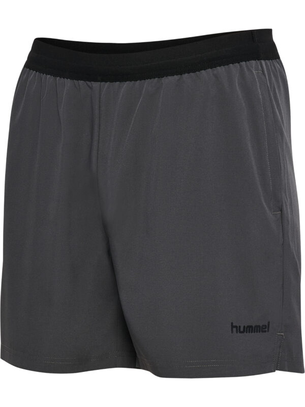 hmlHYBRID SHORTS