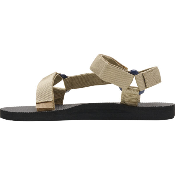 STRAP SANDAL