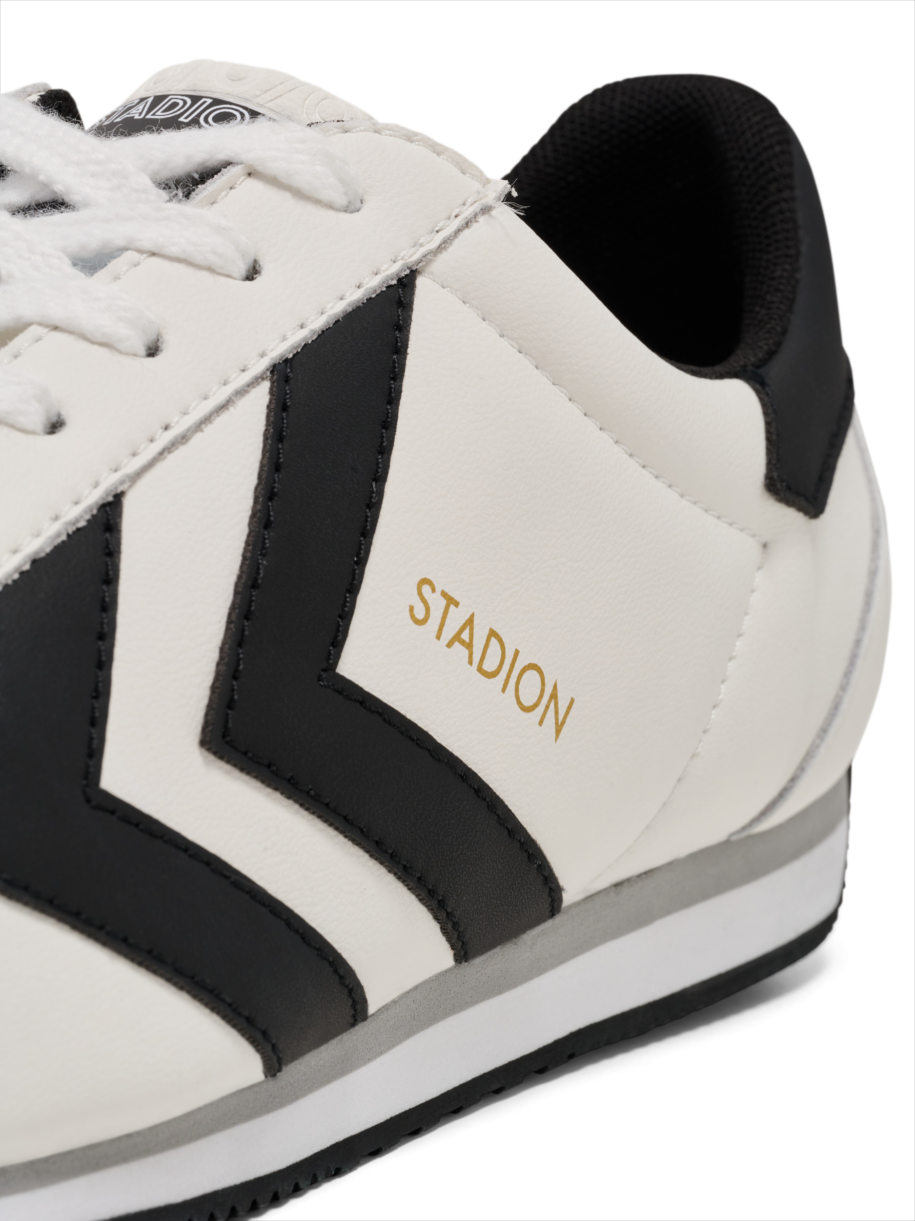 STADION – Bild 10