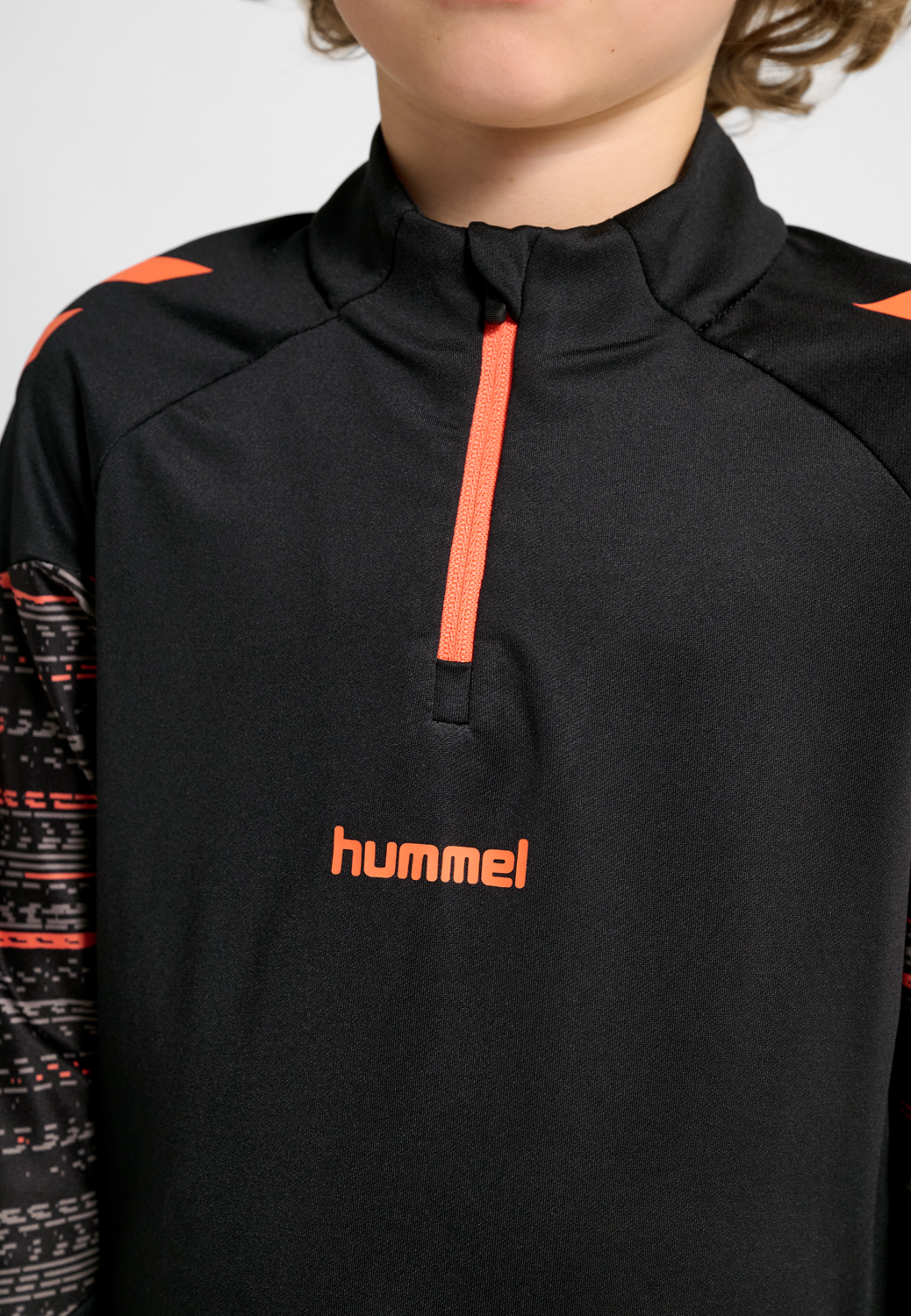 hmlBLAZE26 PRO TRAINING HALFZIP KID – Bild 4
