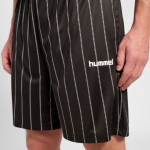 Chevron Pinstripe Shorts – Bild 4